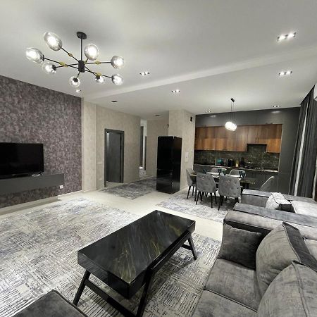 Appartamento Yakkasaroy Dream House Tashkent Esterno foto